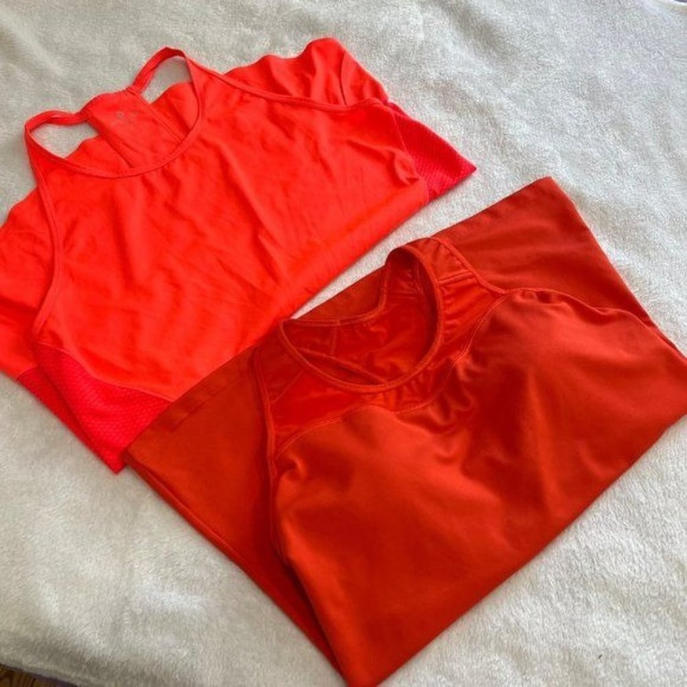 Athleta women bundle of 2 racer back thanks size L